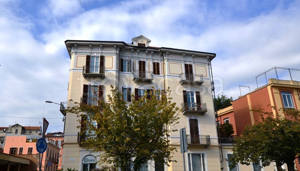 appartamento in vendita a Biella in zona Via della Repubblica