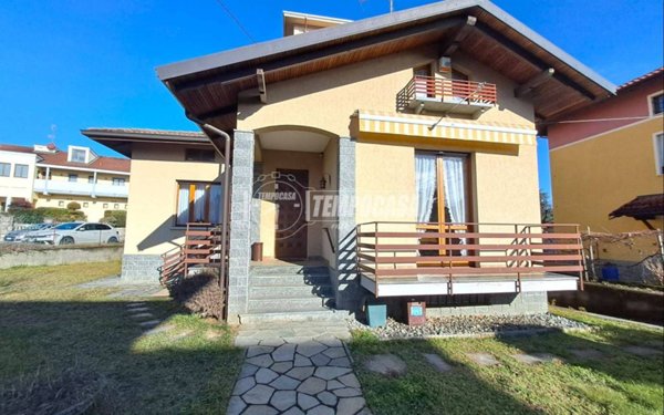 casa indipendente in vendita a Biella in zona Chiavazza