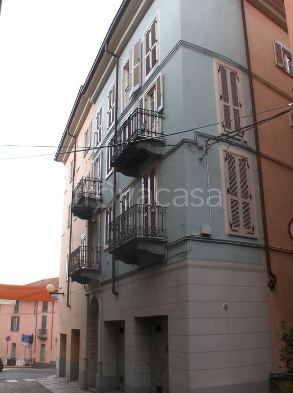 appartamento in vendita a Biella in zona Centro Città
