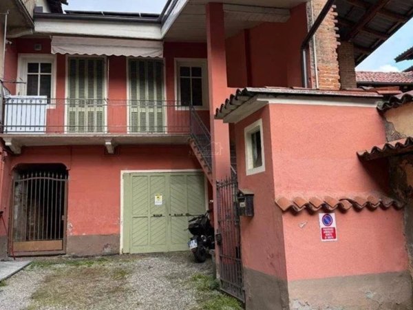 appartamento in vendita a Biella in zona Centro Città