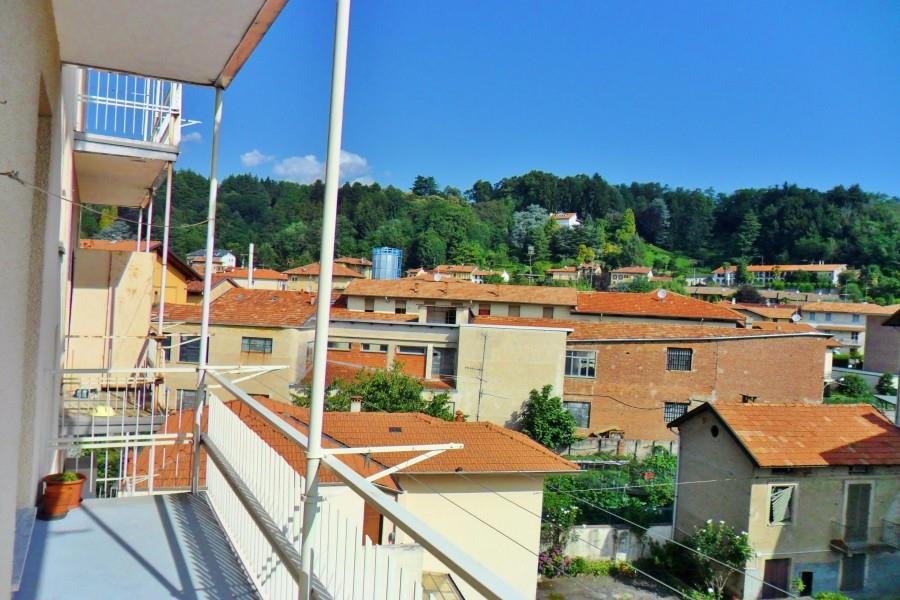appartamento in vendita a Biella in zona Chiavazza