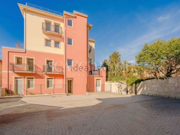 appartamento in vendita a Biella in zona Centro Città