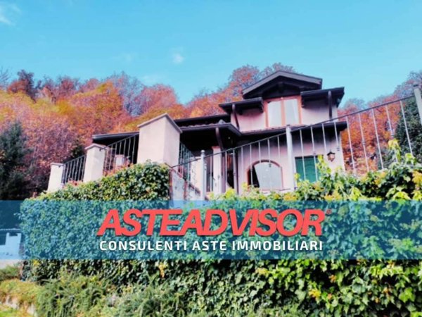 casa indipendente in vendita a Biella in zona Favaro