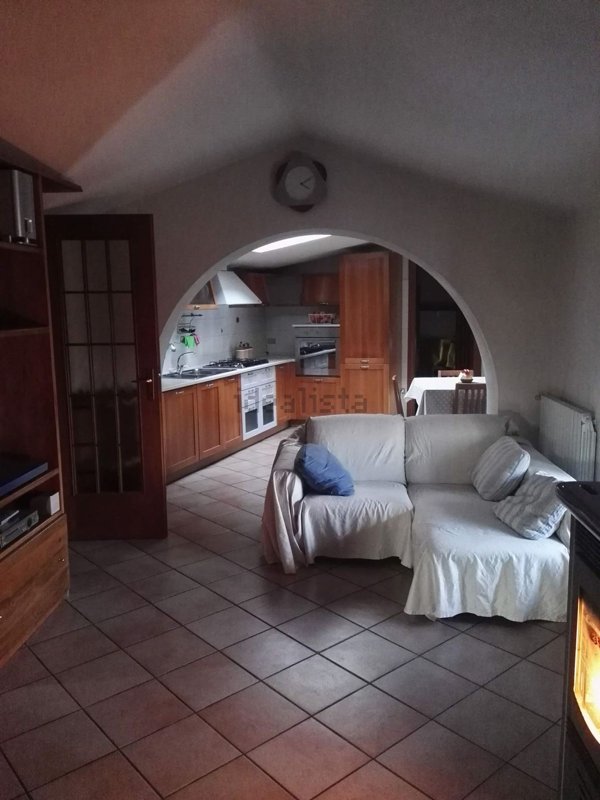 casa indipendente in vendita a Biella