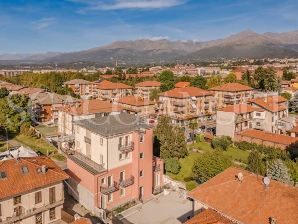 appartamento in vendita a Biella in zona Centro Città