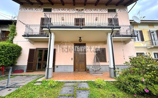 appartamento in vendita a Biella in zona Chiavazza