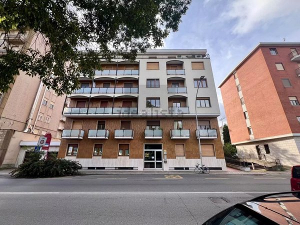 appartamento in vendita a Biella in zona Centro Città