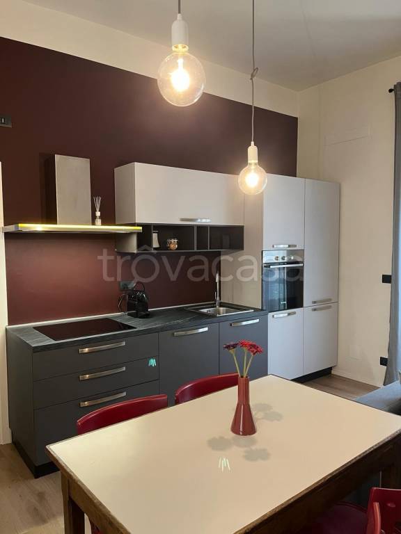 appartamento in vendita a Biella in zona Centro Città