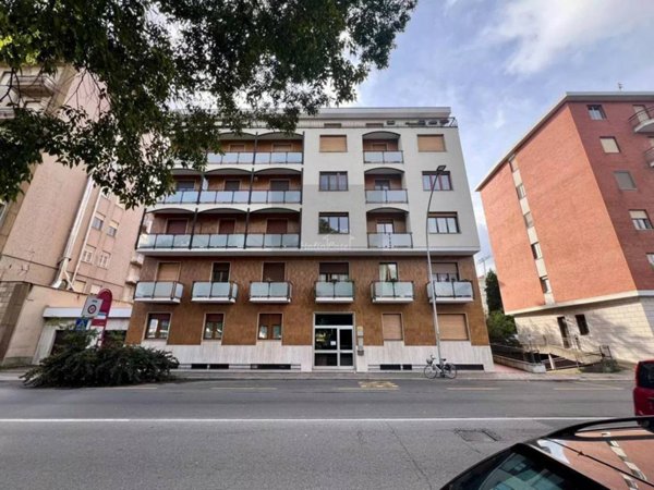 appartamento in vendita a Biella in zona Centro Città