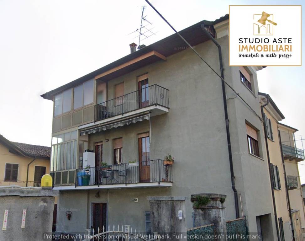 casa indipendente in vendita a Biella in zona Oropa