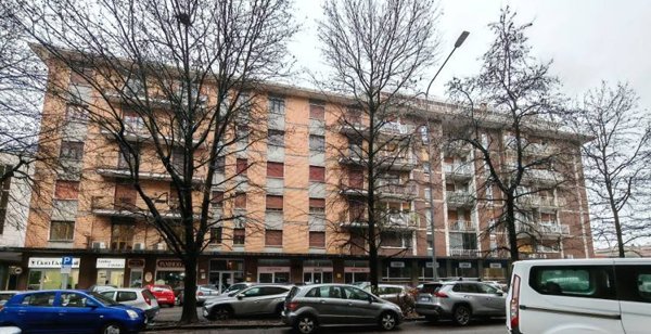 appartamento in vendita a Biella in zona Viale Roma