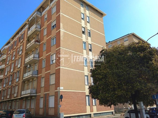 appartamento in vendita a Biella in zona Centro Città