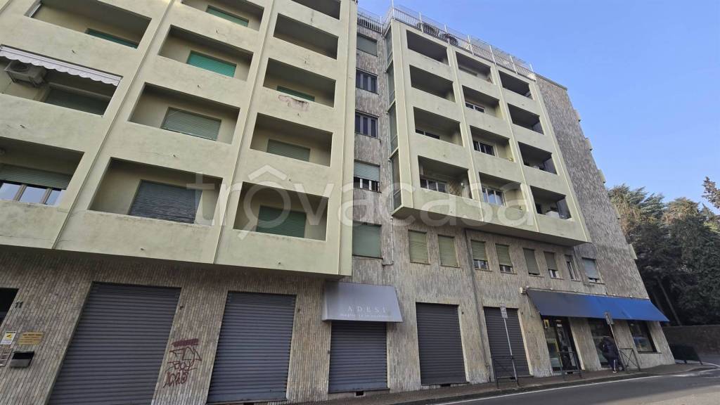 appartamento in vendita a Biella in zona Centro Città