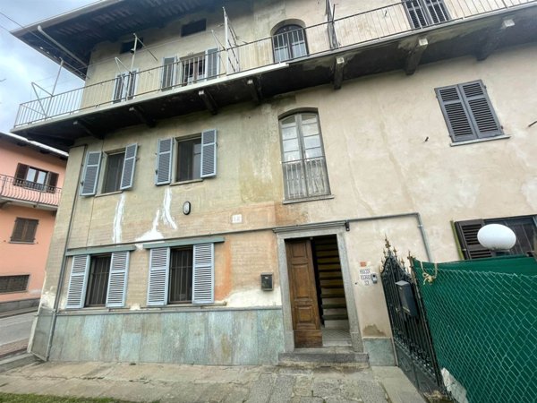 casa indipendente in vendita a Biella