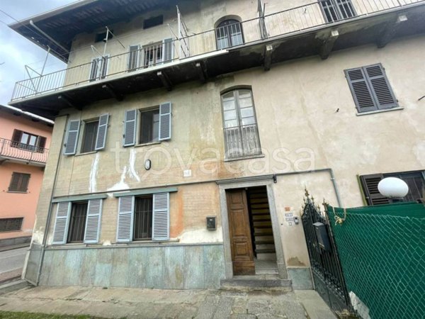 casa indipendente in vendita a Biella in zona Pavignano
