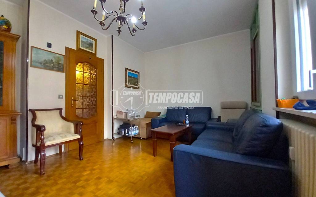 appartamento in vendita a Biella in zona Centro Città