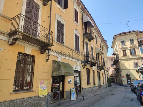 appartamento in vendita a Biella in zona Centro Città