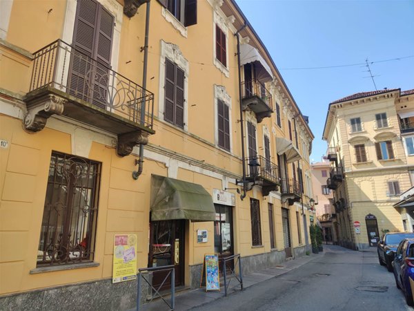 appartamento in vendita a Biella in zona Centro Città