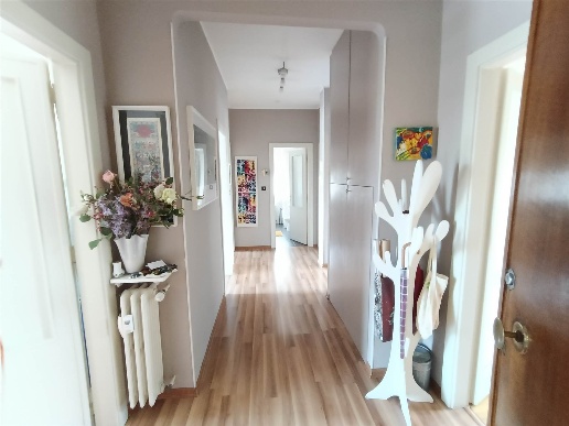 appartamento in vendita a Biella in zona Centro Città