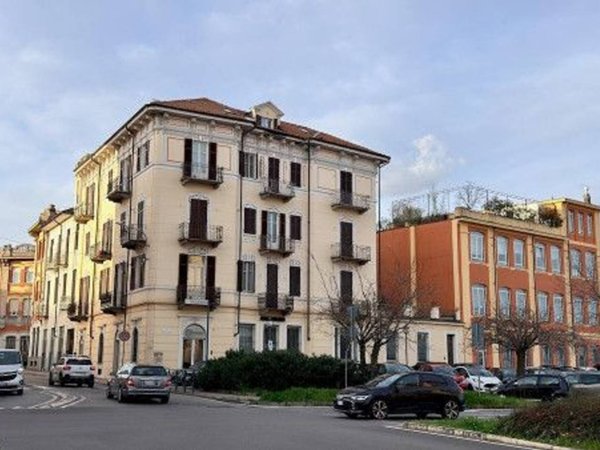 appartamento in vendita a Biella in zona Centro Città