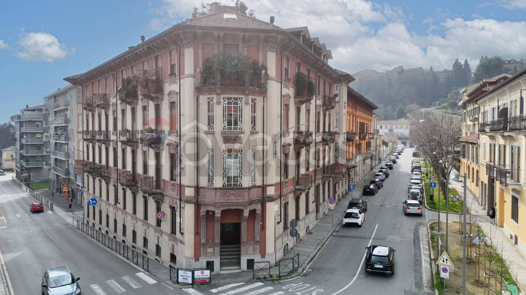 appartamento in vendita a Biella in zona Centro Città