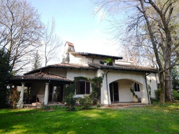casa indipendente in vendita a Biella in zona Vandorno
