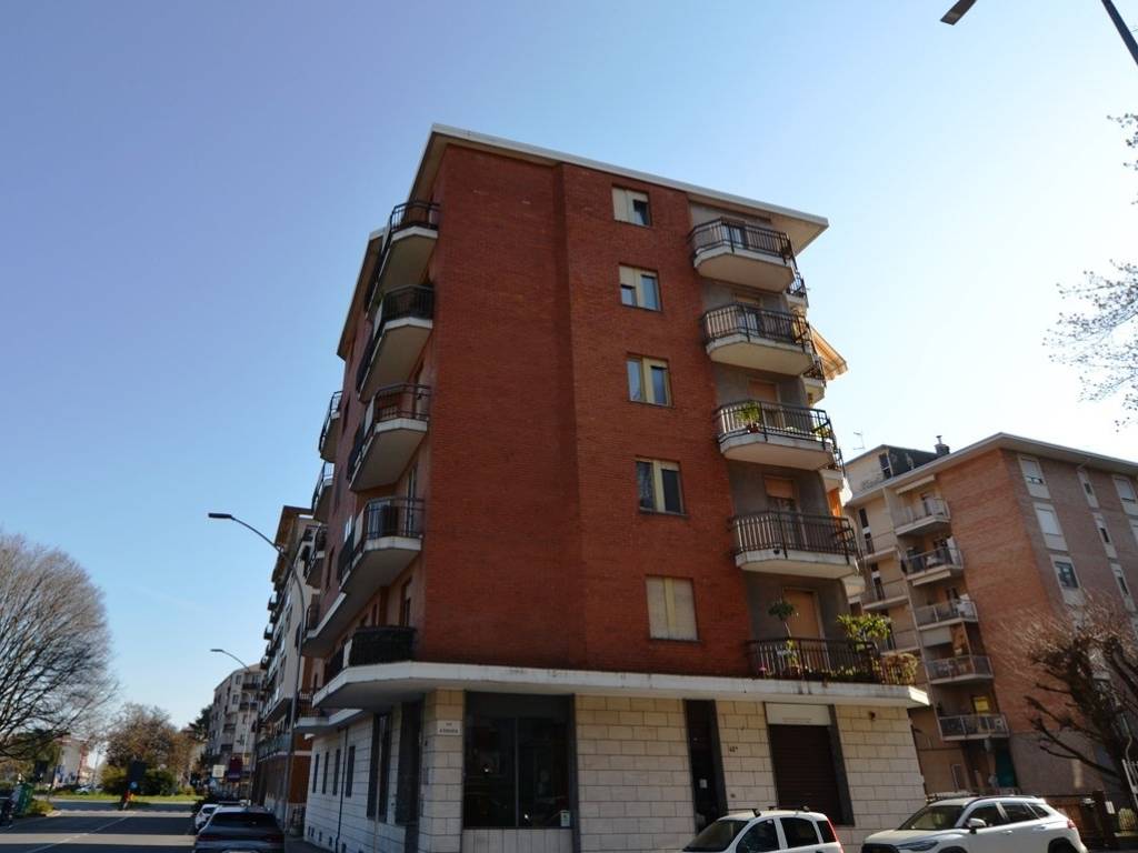 appartamento in vendita a Biella in zona Via Carso