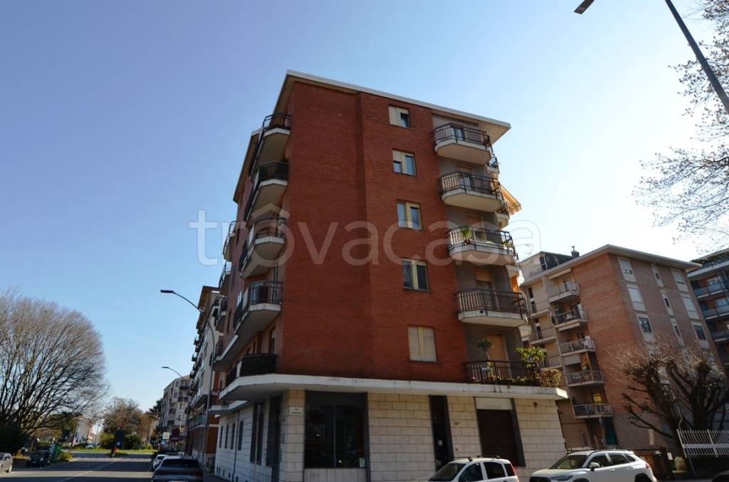 appartamento in vendita a Biella in zona Via Carso