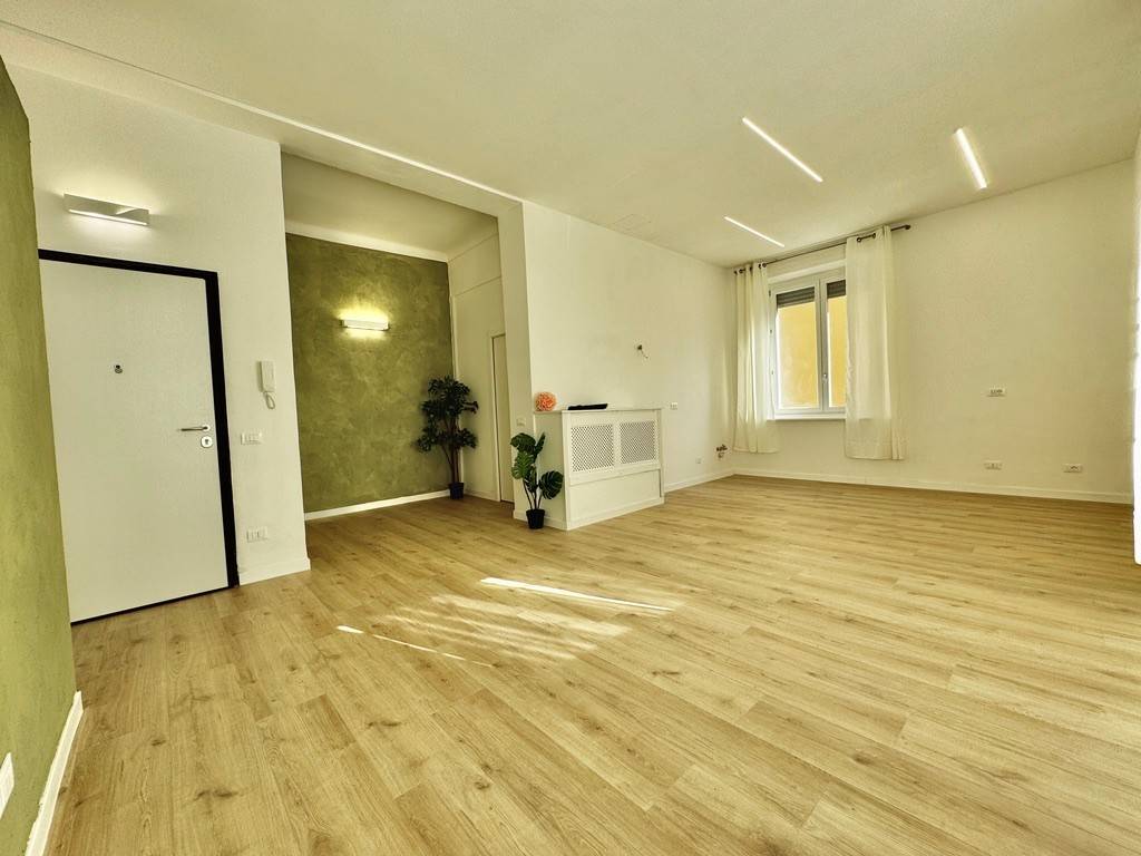 appartamento in vendita a Biella in zona Centro Città