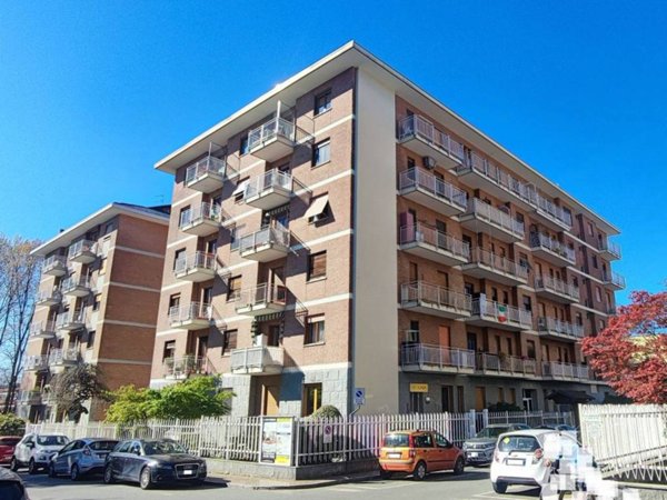 appartamento in vendita a Biella in zona Centro Città