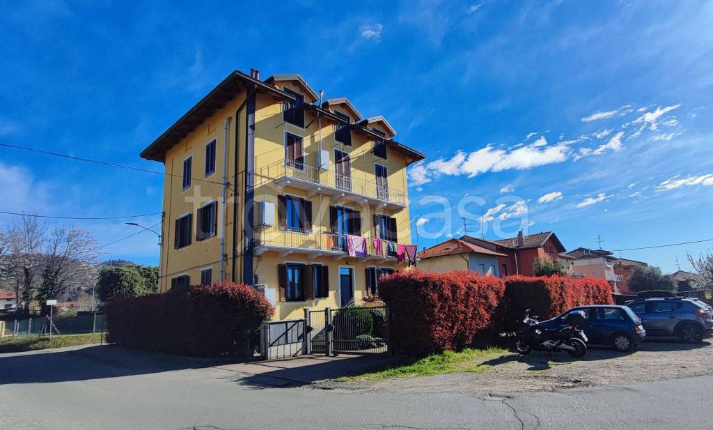 appartamento in vendita a Biella in zona Chiavazza