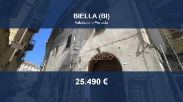appartamento in vendita a Biella in zona Centro Città