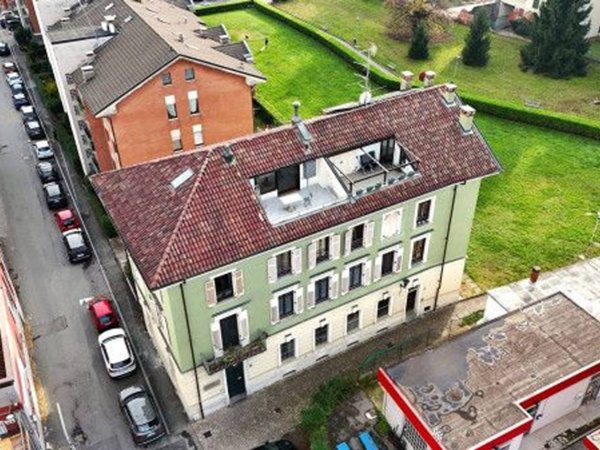 appartamento in vendita a Biella in zona Centro Città