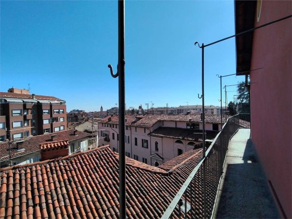 appartamento in vendita a Biella in zona Piazzo