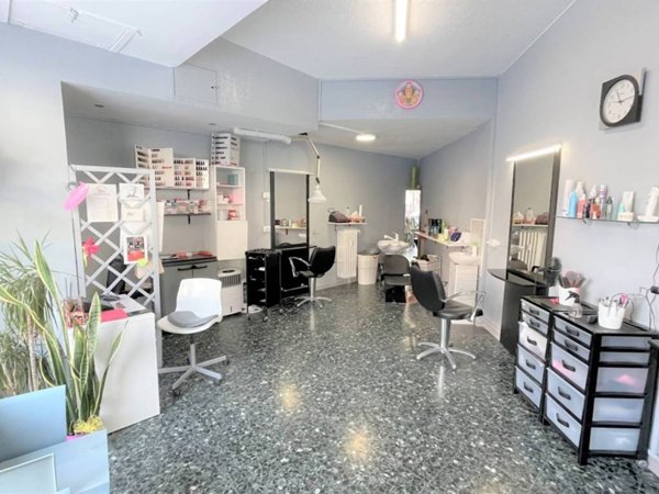 negozio in vendita a Biella in zona San Biagio