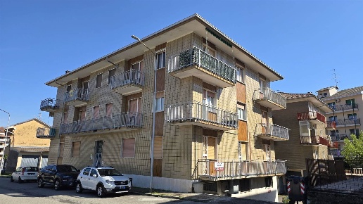 appartamento in vendita a Biella in zona Chiavazza