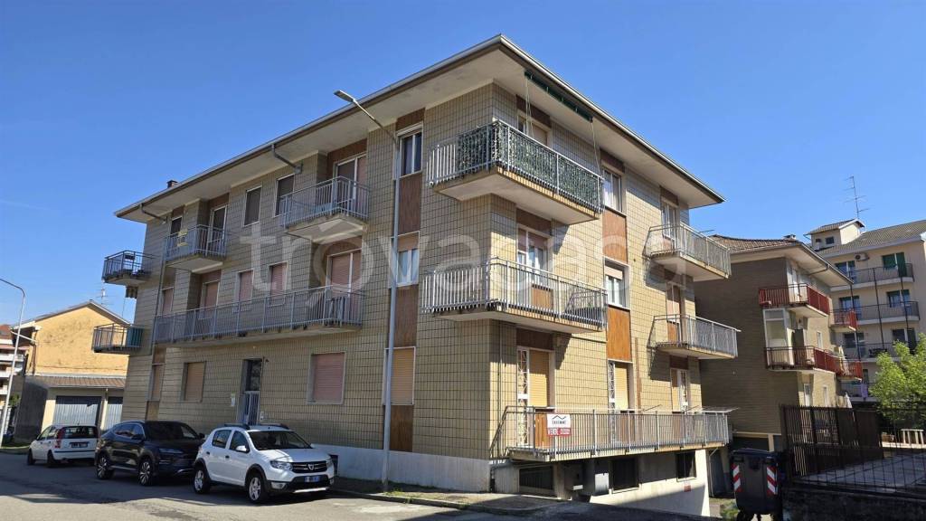 appartamento in vendita a Biella in zona Chiavazza