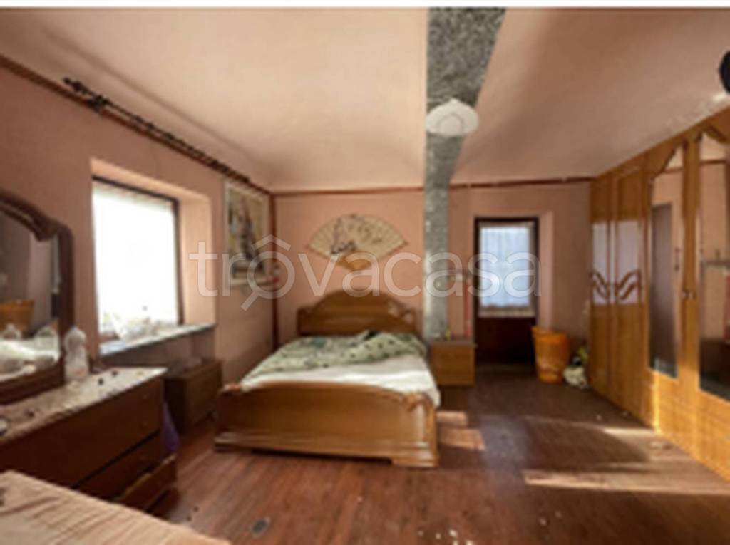 appartamento in vendita a Biella in zona Pavignano