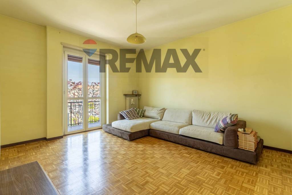 appartamento in vendita a Biella in zona Centro Città