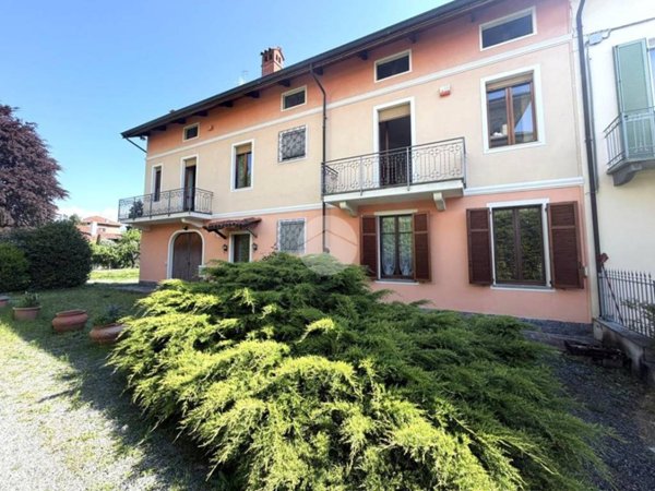 casa indipendente in vendita a Biella