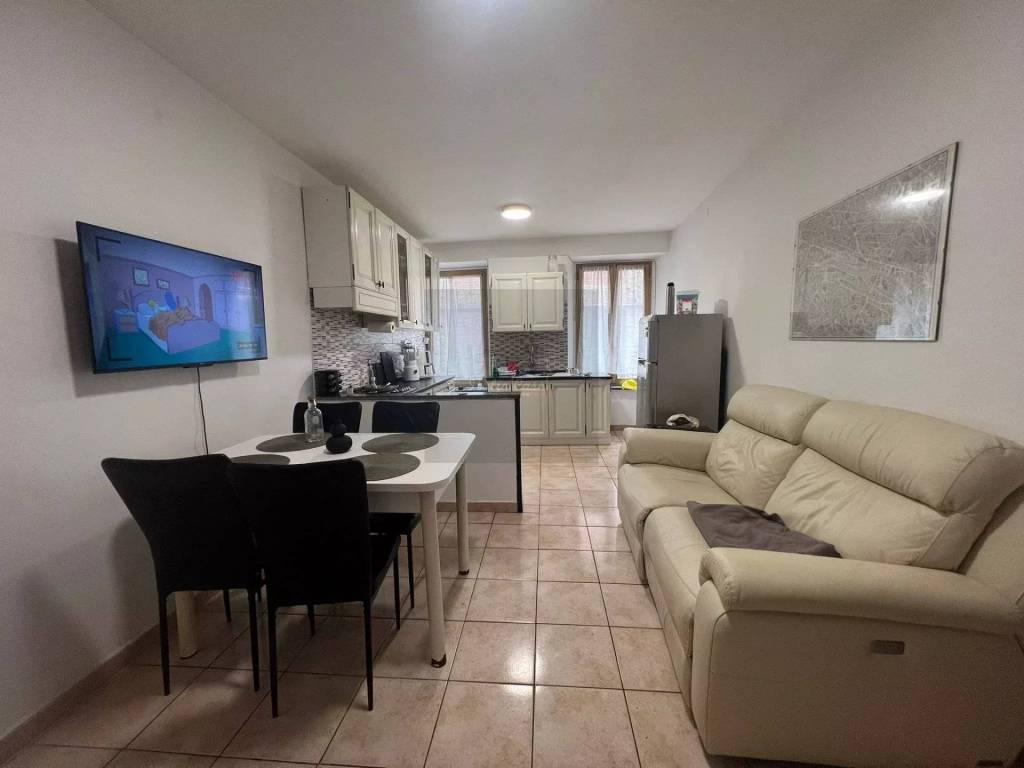 appartamento in vendita a Biella in zona Centro Città