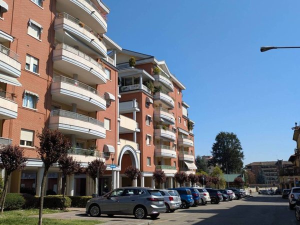 appartamento in vendita a Biella in zona Centro Città