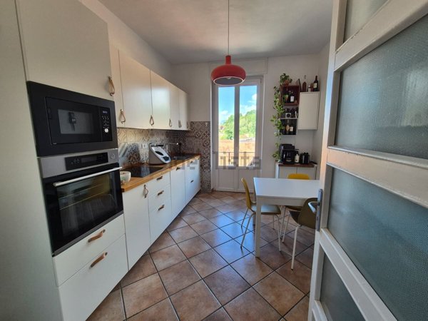 appartamento in vendita a Biella in zona Centro Città