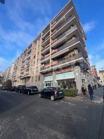 appartamento in vendita a Biella in zona Centro Città