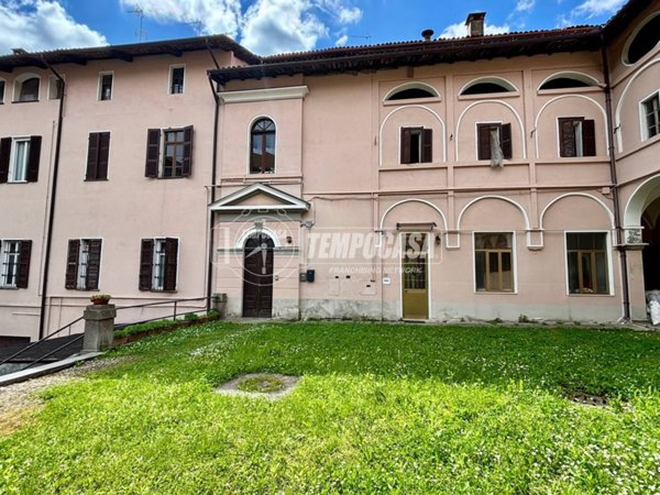 appartamento in vendita a Biella in zona Centro Città