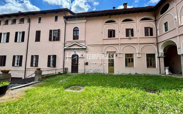 appartamento in vendita a Biella in zona Centro Città