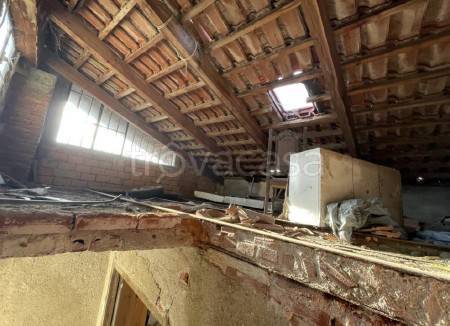 appartamento in vendita a Biella in zona Pavignano