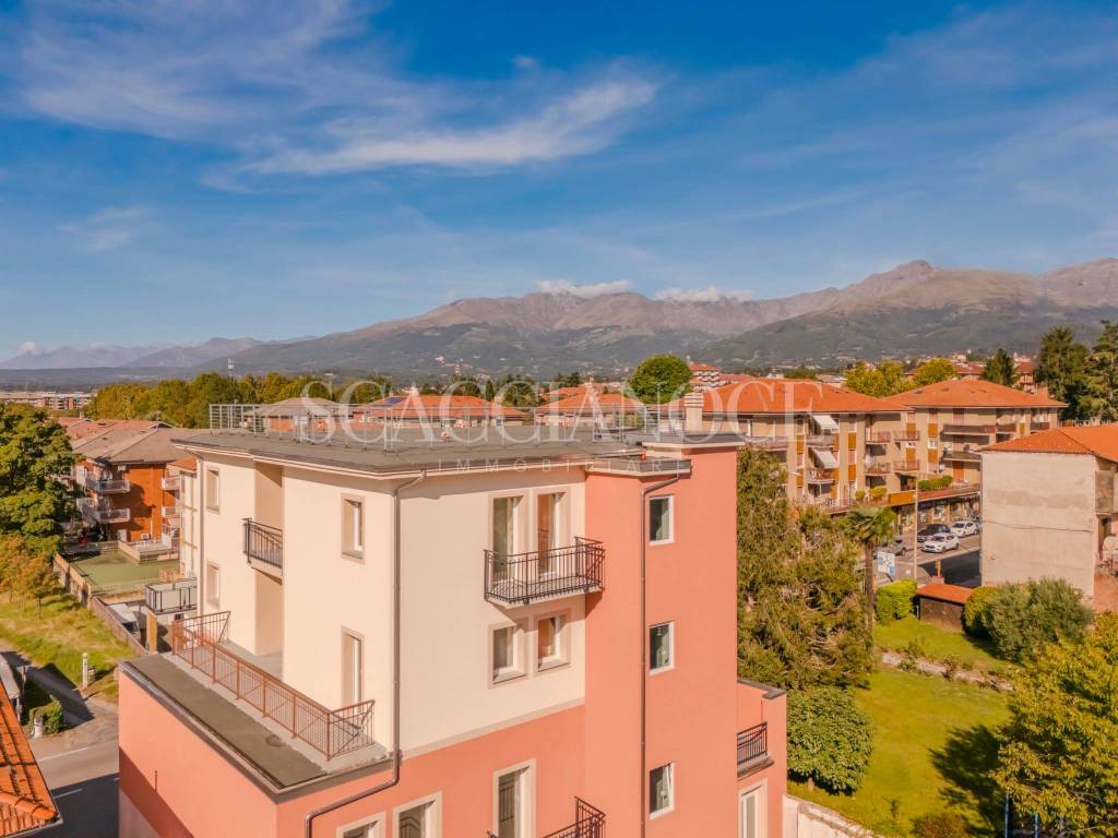 appartamento in vendita a Biella in zona Centro Città