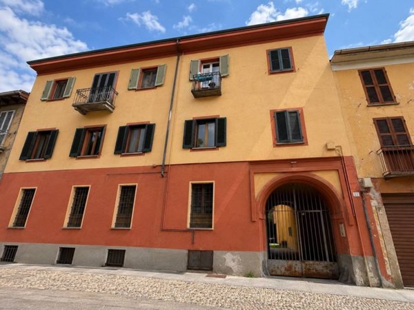 appartamento in vendita a Biella in zona Centro Città