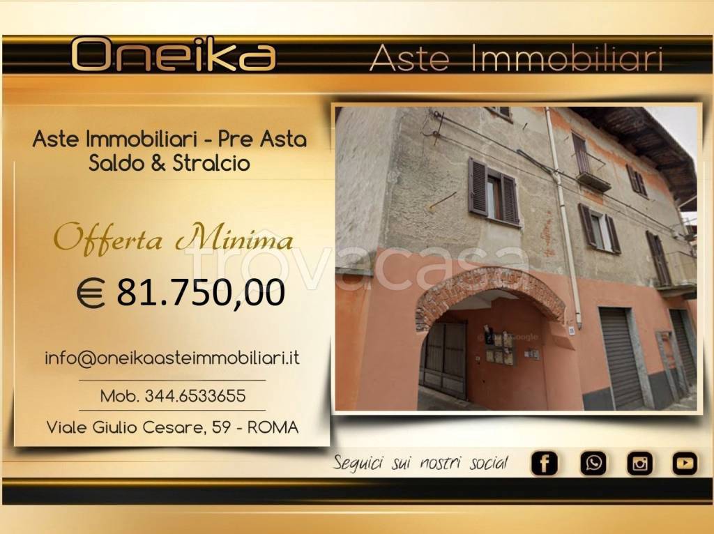 casa indipendente in vendita a Biella in zona Chiavazza